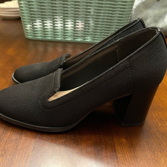 🖤Adrienne Vittadini 3" Britney Pump Block Heel🖤 - Picture 9 of 9